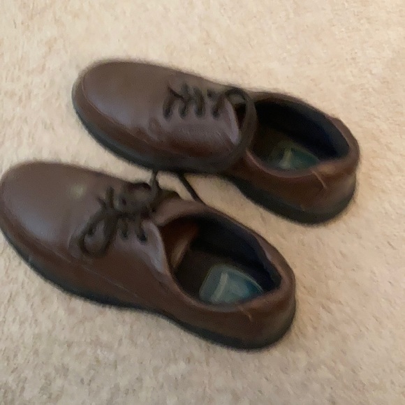 Men’s like new Oxford shoes all leather - Picture 3 of 5
